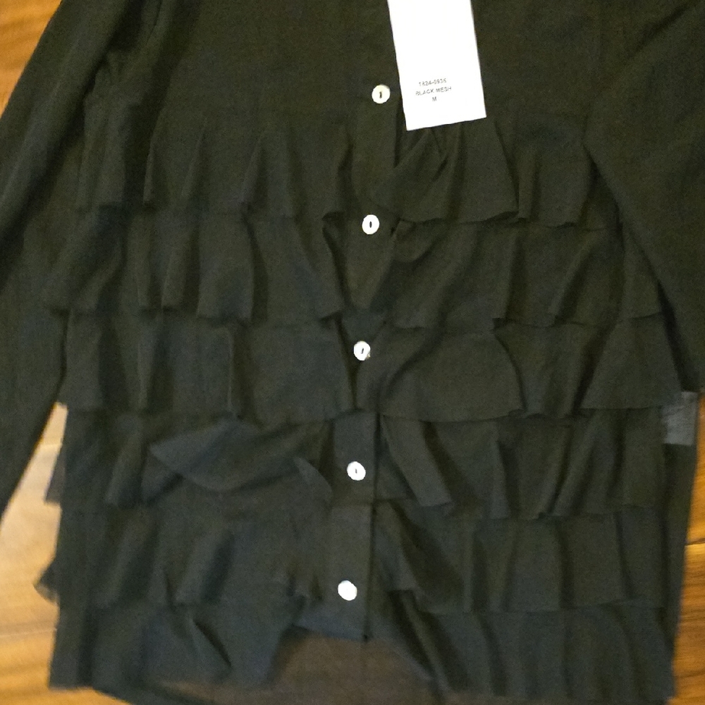 ISLE Black Ruffle Women's Top - Picture 4 of 4